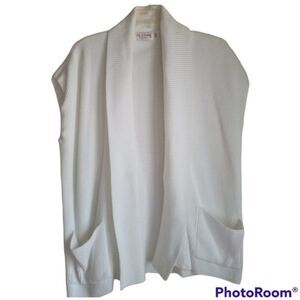Bkg & Company Sissies White Ribbed Sweater Vest with Pockets One Size